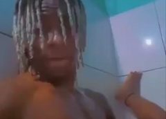 Raster Man Eating Babe Doggy In Bathroom